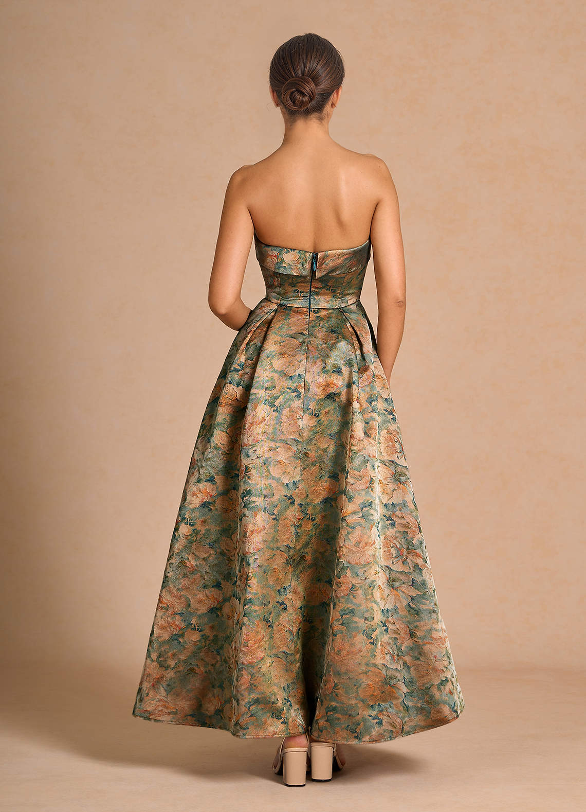 C茅LESTE-AZ41980449-final sale